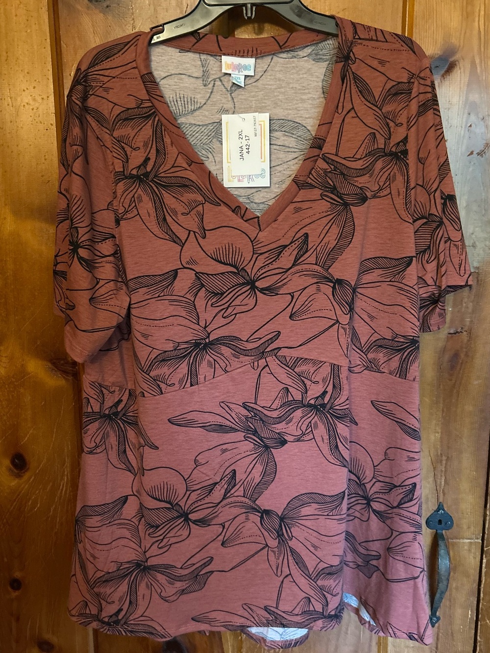 LuLaRoe Mauve V-Neck Floral Short Sleeve Top Size 2X NWT